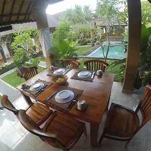 https://chez-ida.ubudhotelsnow.com
